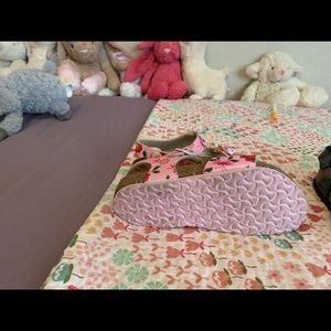 Birkenstocks girls size 30